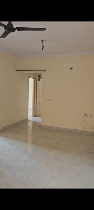 Room in 3 BHK Apartment at Gulmohur Garden, Raj Nagar Extension – for Sale