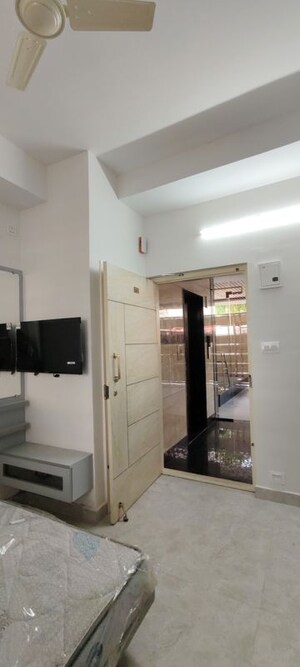 Room in 1 RK Apartment at Indiranagar – for Rent