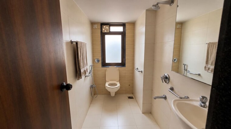 Bathroom, kiran-apartment-bandra 2 Bedroom 850 Sq.Ft. Apartment In Bandra West Mumbai 10786194