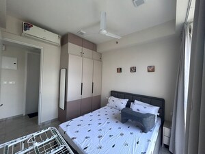 Room in 2 BHK Apartment at Tata Serein, Pokhran Road No Two – for Rent