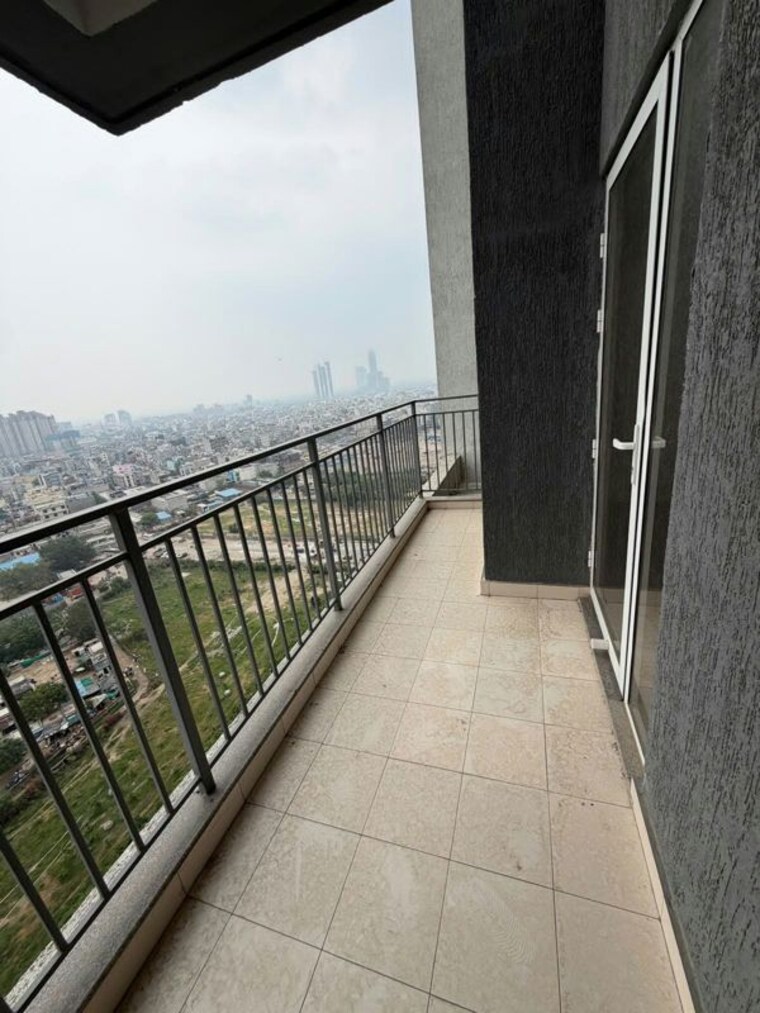 Balcony, mahagun-moderne 3 Bedroom 1550 Sq.Ft. Apartment In Sector 78 Noida 10786202