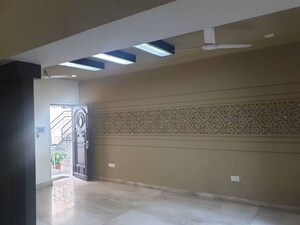 3 BHK Builder Floor For Rent in Chittaranjan Park