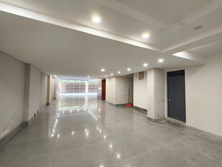Room, greater kailash 3 Bedroom 250 Sq.Yd. Builder Floor In Greater Kailash Delhi 10786212