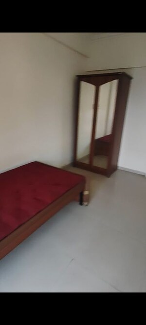 Furnished Amenities in 2 BHK Apartment at Rashmi Harsh, Mira Road – for Rent