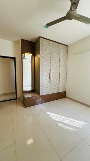 Room in 3 BHK Apartment at Brigade Cornerstone Utopia, Varthur – for Rent