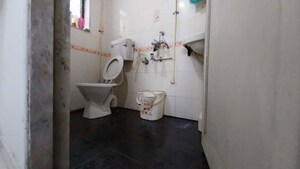Bathroom in 1 BHK Apartment at Yashoda Apartment Kopar Khairane, Kopar Khairane – for Rent
