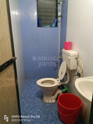 Bathroom in 1 BHK Apartment at Yashoda Apartment Kopar Khairane, Kopar Khairane – for Rent