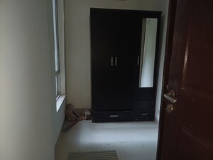 Furnished Amenities in 4 BHK Penthouse at Unitech Escape, Sector 50 – for Sale
