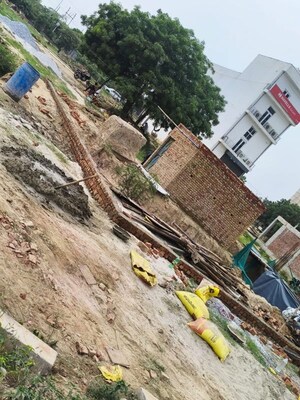  Land For Sale in Gaur Aerocity, Gaur Yamuna City