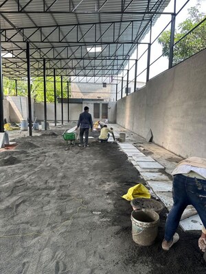  Warehouse – Exterior View View at Owale - for Rent