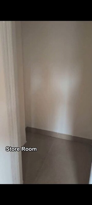 Room in 2.5 BHK Apartment at SCC Sapphire, Raj Nagar Extension – for Sale