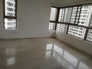 Room in 3 BHK Apartment at L&T Emerald Isle, Powai – for Rent