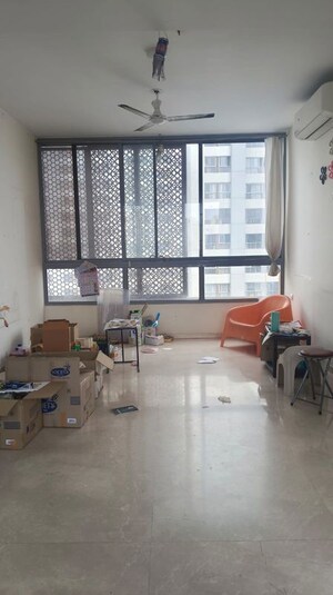 Living Room in 3 BHK Apartment at Piramal Vaikunth, Balkum Pada – for Rent