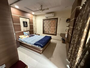 Bedroom in 2 BHK Apartment at Ferro Gardens, Wadgaon Sheri – for Rent