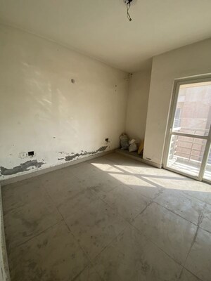 Balcony in 3 BHK Apartment at Bptp Park Floors I, Sector 77 – for Sale