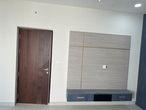 Room in 4 BHK Apartment at Elegans Emperia, Velmala – for Rent