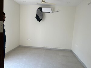 Room in 4 BHK Apartment at Elegans Emperia, Velmala – for Rent