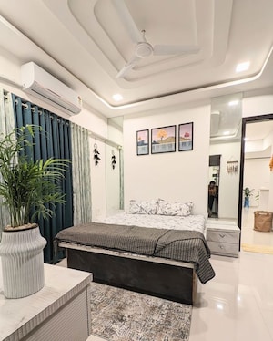 Bedroom in 2 BHK Apartment at Platinum Life, Andheri West – for Rent
