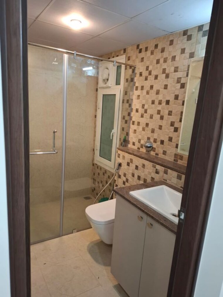 Bathroom, karle-vario-homes 2 Bedroom 796 Sq.Ft. Apartment In Hebbal Bangalore 10786481