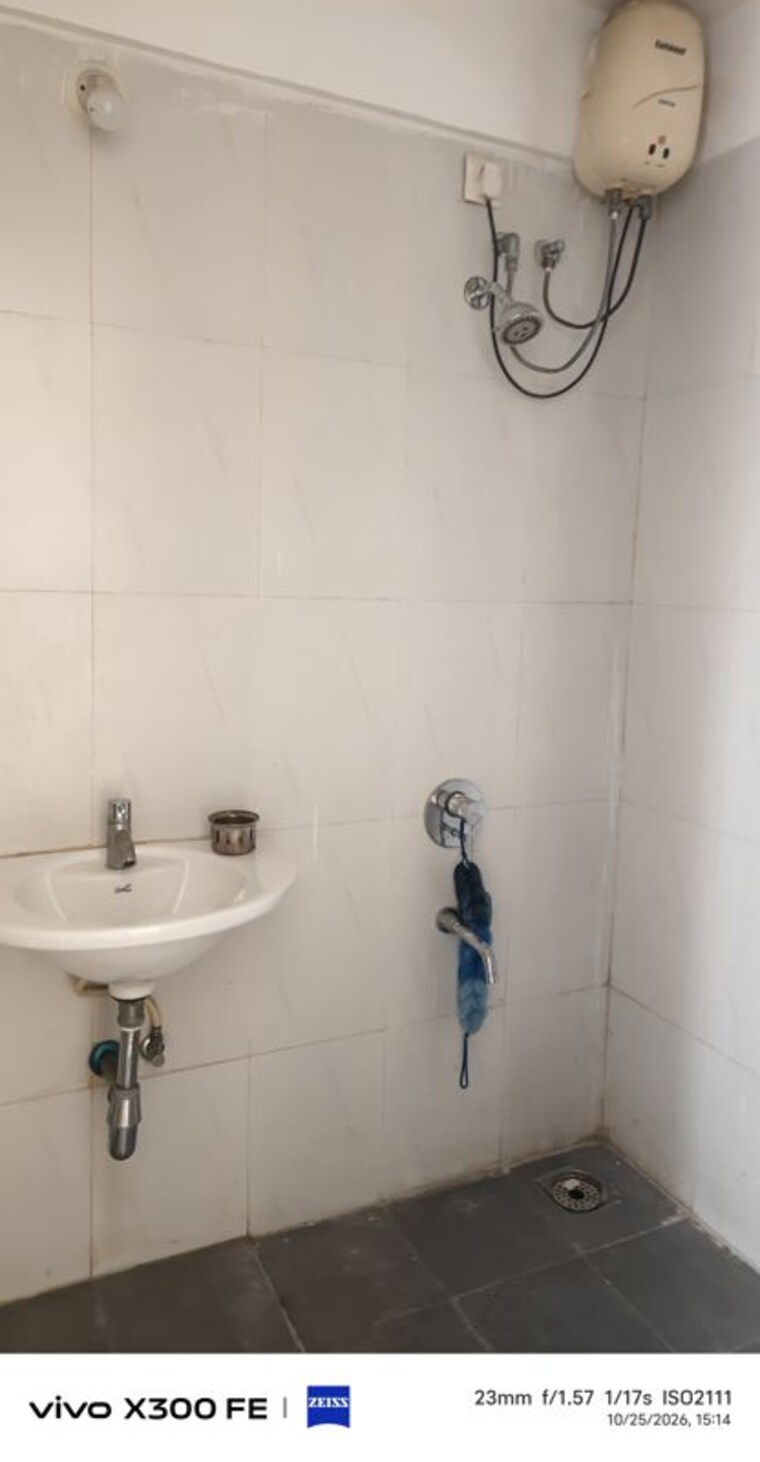 Bathroom, lodha-casa-rio 2 Bedroom 909 Sq.Ft. Apartment In Dombivli East Thane 10786472