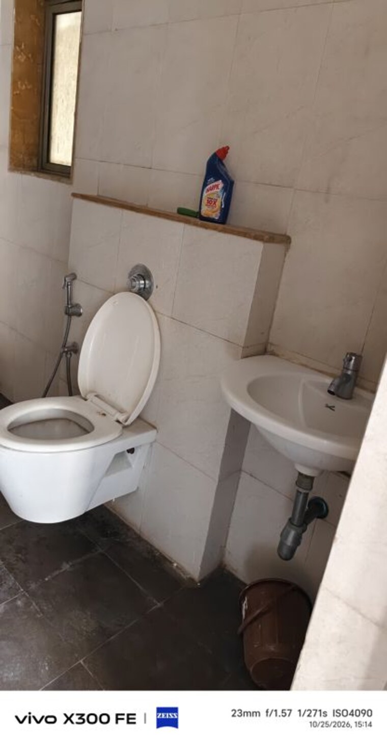 Bathroom, lodha-casa-rio 2 Bedroom 909 Sq.Ft. Apartment In Dombivli East Thane 10786472