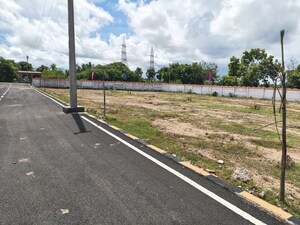  Plot For Sale in Kelambakkam