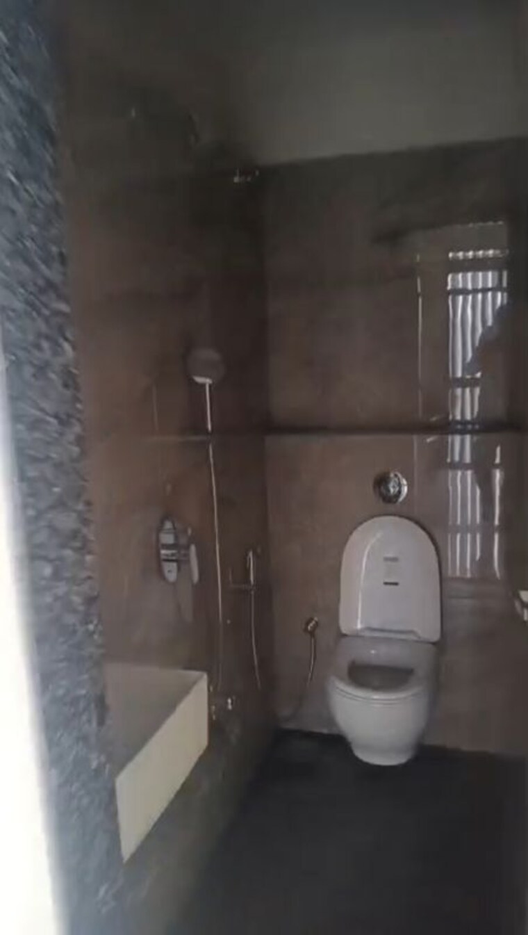 Bathroom, paradigm-antalya 1 Bedroom 350 Sq.Ft. Apartment In Oshiwara Mumbai 10786506