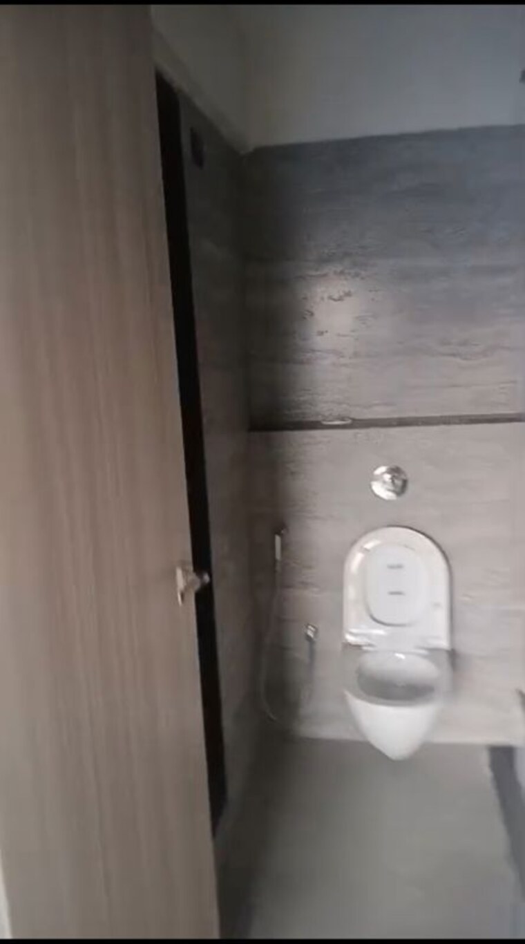 Bathroom, paradigm-antalya 1 Bedroom 350 Sq.Ft. Apartment In Oshiwara Mumbai 10786506