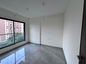 Room in 2 BHK Apartment at Hubtown Seasons, Chembur – for Rent