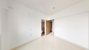 Room in 3 BHK Apartment at Sheth Avalon, Laxmi Nagar – for Rent