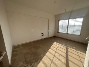 Room in 2 BHK Apartment at Tridhaatu Aum, Chembur – for Rent