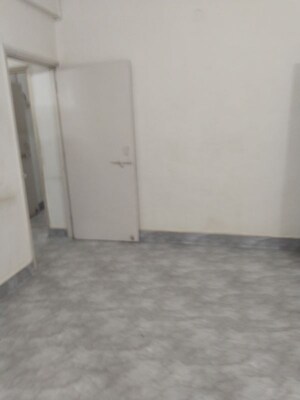 Room in 1 BHK Apartment at Hermes Tower, Camp – for Rent