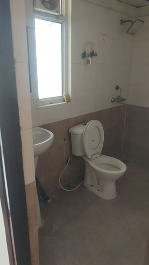Bathroom in 2 BHK Builder Floor at RWA Apartments Sector 26, Sector 26 – for Rent
