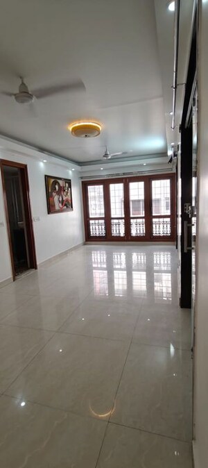 2 BHK Apartment For Rent in Lavelle Road