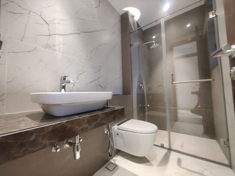 Bathroom, ekta-eros 3 Bedroom 1200 Sq.Ft. Apartment In Khar West Mumbai 10786625