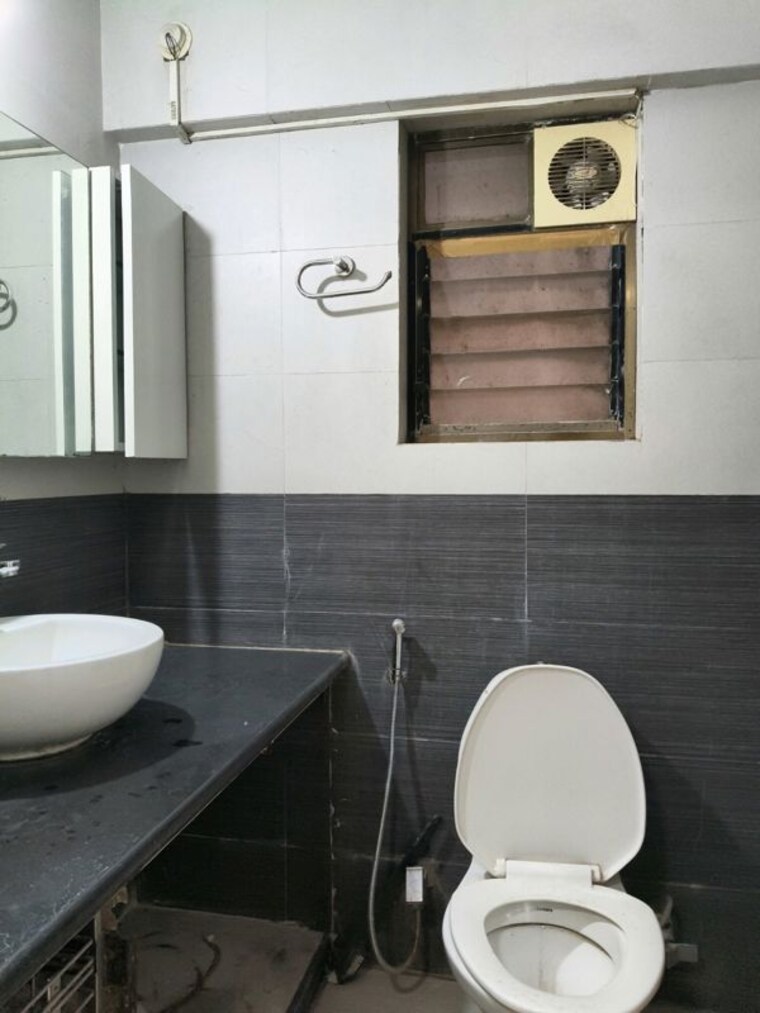 Bathroom, casablanca 2.5 Bedroom 1301 Sq.Ft. Apartment In Cuffe Parade Mumbai 10786650