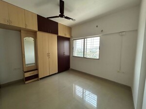 Room in 3 BHK Apartment at Raja Prakruthi Apartment, Jayanagar – for Rent