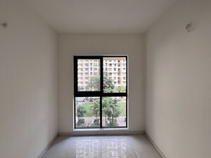 Room in 1.5 BHK Apartment at Runwal Gardens, Dombivli East – for Sale