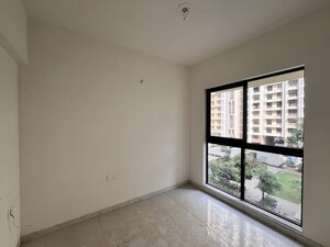 Room in 1.5 BHK Apartment at Runwal Gardens, Dombivli East – for Sale