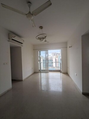 Room in 3 BHK Apartment at Lodha Aurum Grande, Kanjurmarg East – for Rent