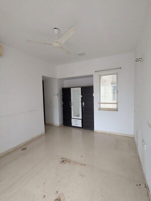 Room in 3 BHK Apartment at Lodha Aurum Grande, Kanjurmarg East – for Rent
