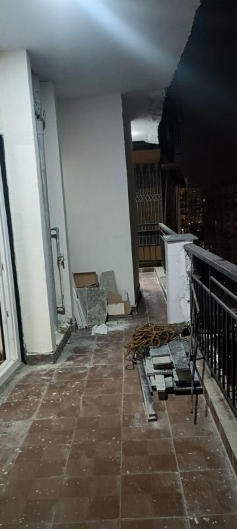 Balcony, maxblis-grand-wellington 1 Bedroom 615 Sq.Ft. Apartment In Sector 75 Noida 10786685