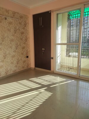 3 BHK Apartment For Rent in Proview Officer City, Raj Nagar Extension