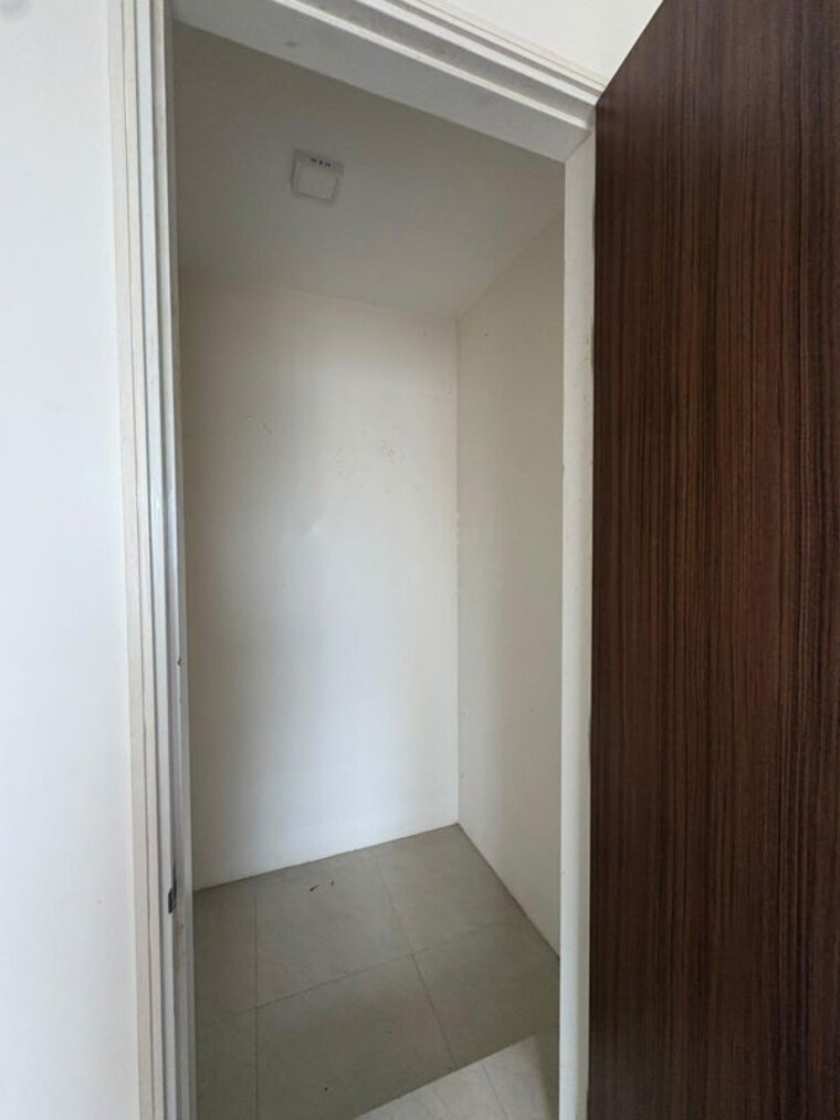 Room, lnt-realty-crescent-bay 3 Bedroom 1550 Sq.Ft. Apartment In Parel Mumbai 10786734