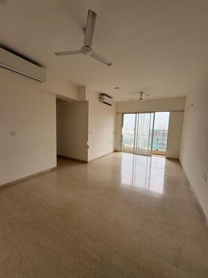 Room in 3 BHK Apartment at LnT Realty Crescent Bay, Parel – for Rent