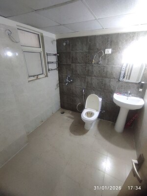 Bathroom in 4 BHK Apartment at Mittal Rajnagar Residency, Raj Nagar Extension – for Rent
