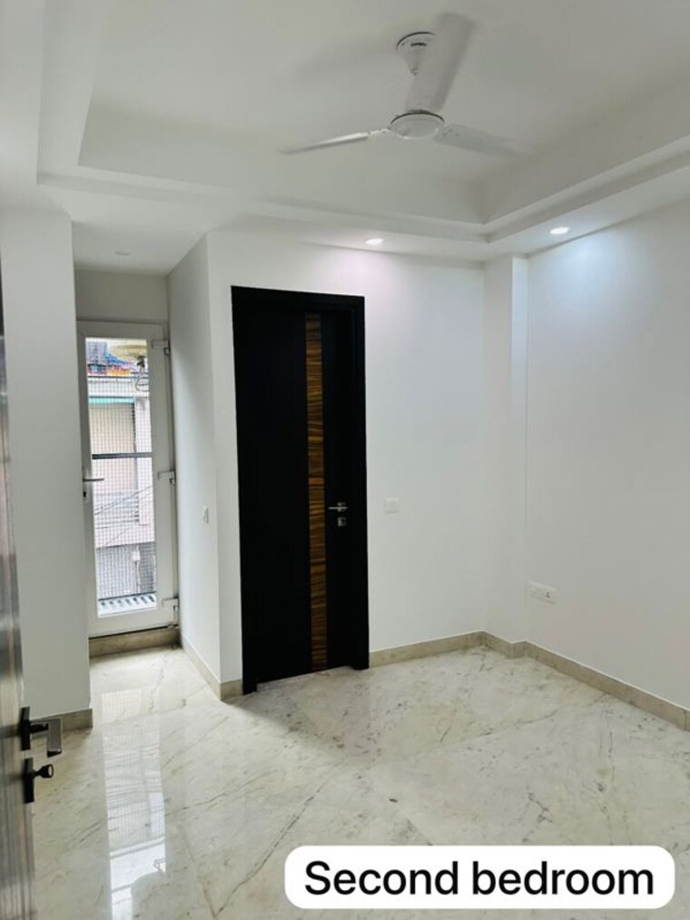 Room, east of kailash 3 Bedroom 1800 Sq.Ft. Builder Floor In East Of Kailash Delhi 10786751
