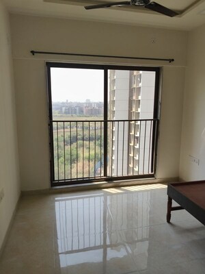 Room in 3 BHK Apartment at Sunteck Maxxworld, Naigaon East – for Sale