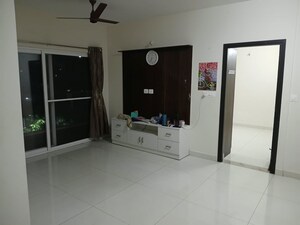 Room in 3 BHK Apartment at Shriram Blue, Kr Puram – for Rent