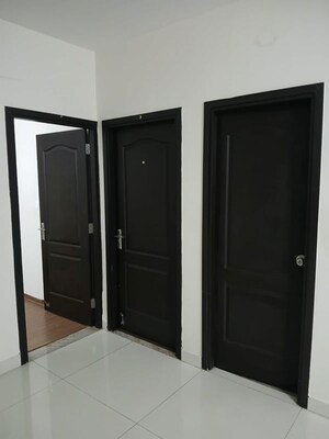 Room in 3 BHK Apartment at Shriram Blue, Kr Puram – for Rent
